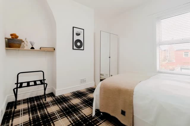 En-suite Room 1