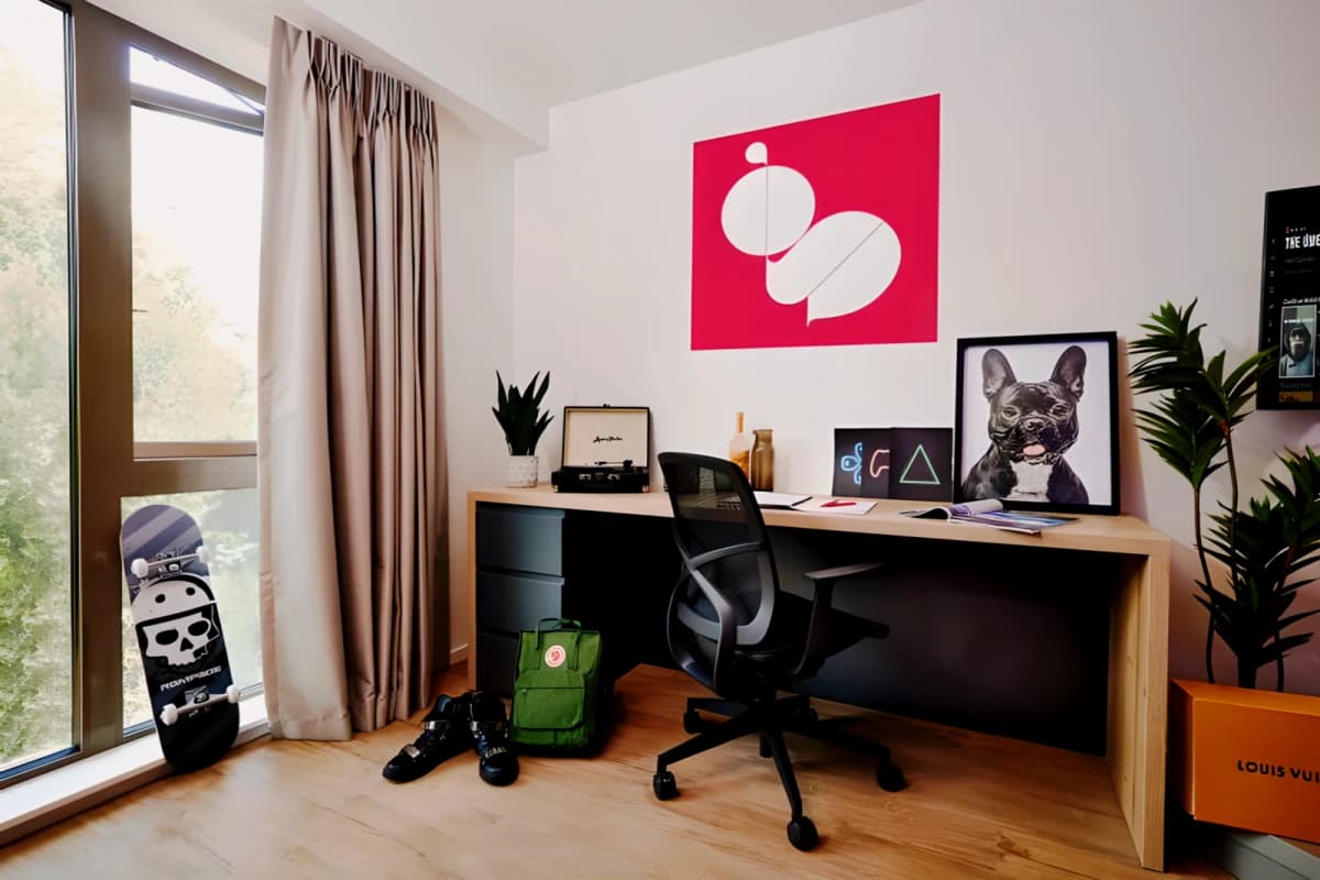 Tasteful studio close to Cardiff University