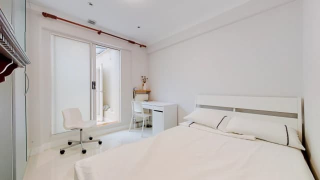 3 Bed / 2 Bath