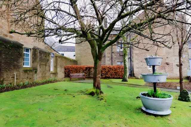 Outdoor Features