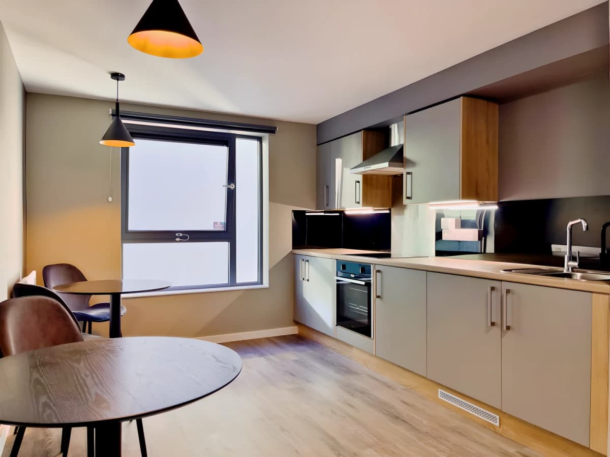 Bronze Club Studio