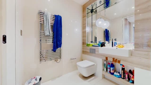 1 Bed / 1 Bath
