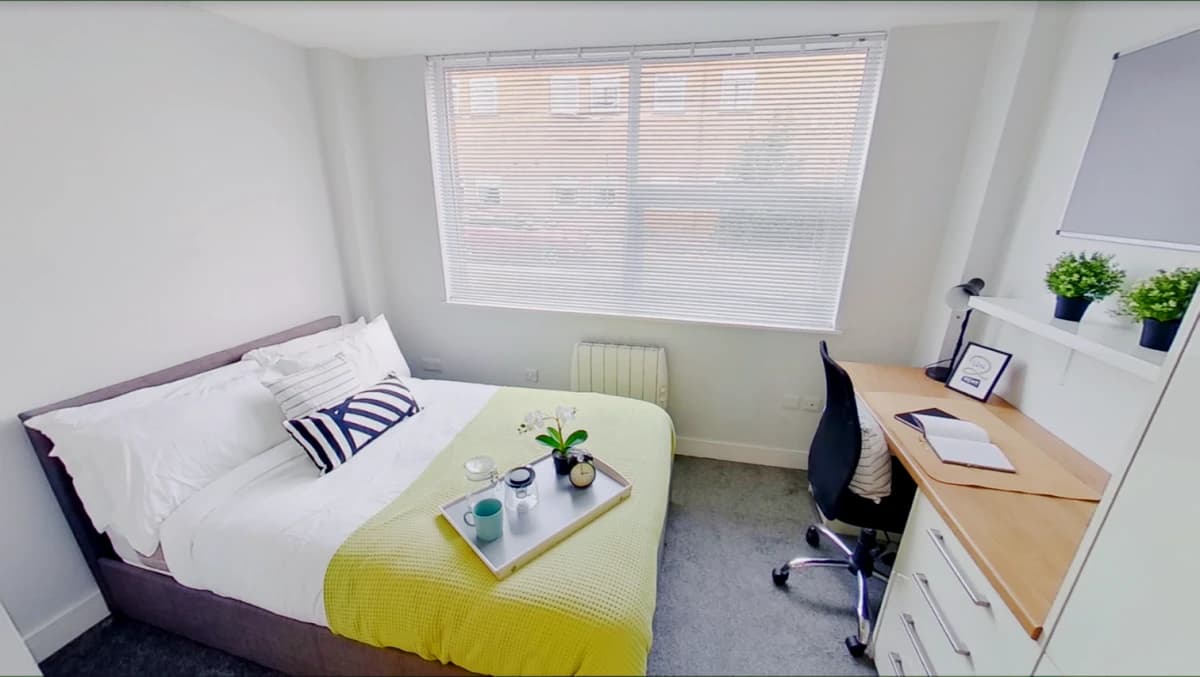 Cluster Ensuite