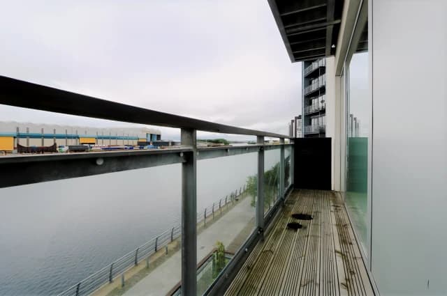 Outdoor Features