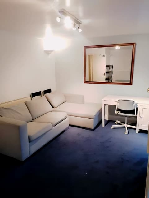 2 Bed / 1 Bath