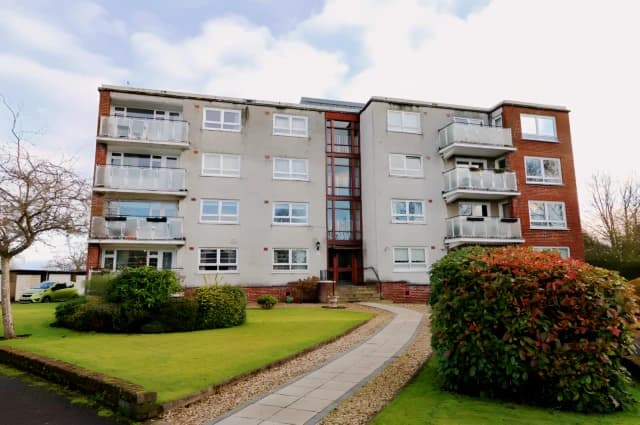 Terregles Crescent, G41 4RL image 2