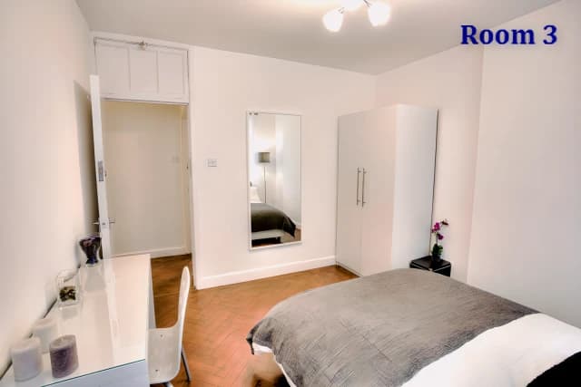 4 Bed / 1 Bath