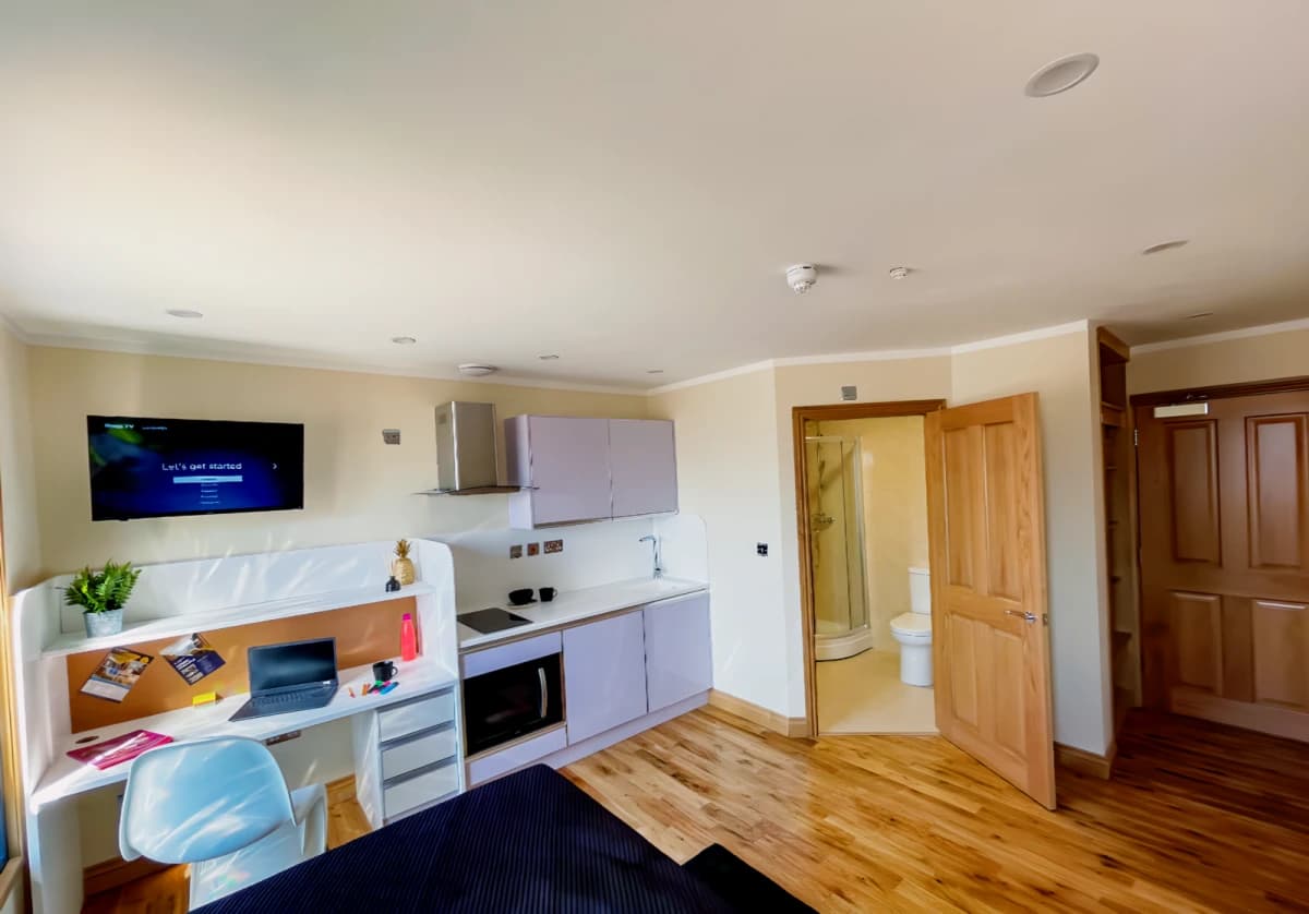Adam & Burton House image