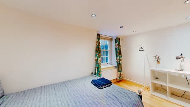 1 Bed / 1 Bath