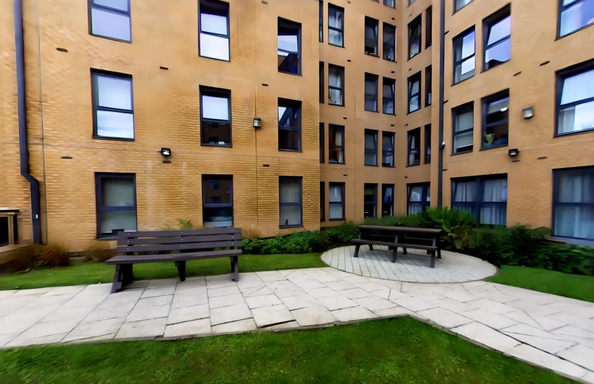Outdoor Features
