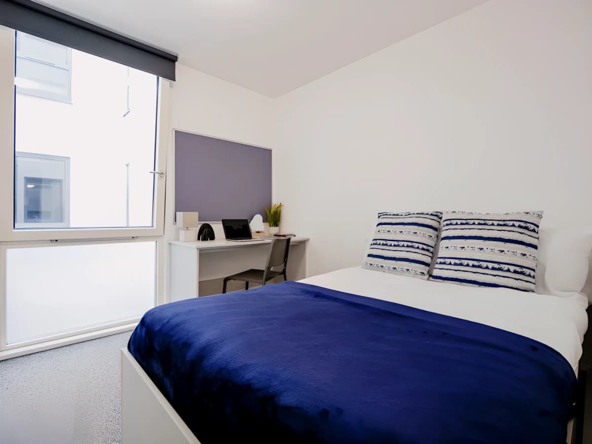 9 Bed Classic Ensuite