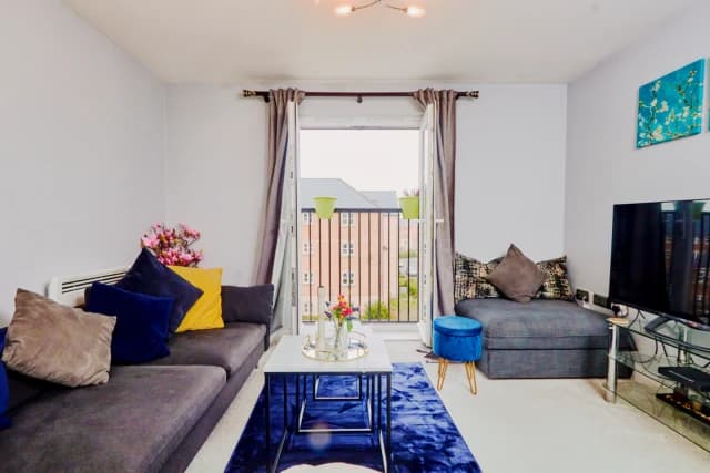 2 Bedroom