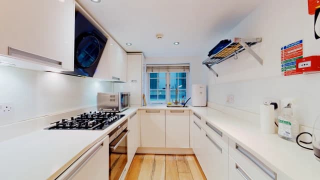 1 Bed / 1 Bath