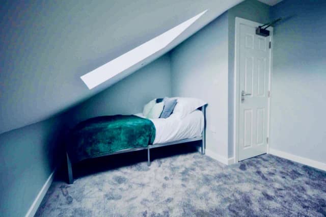 3 Beds 2 Baths