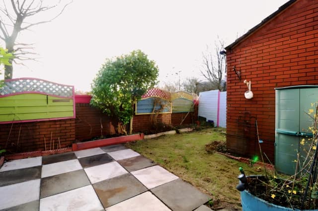 Outdoor Features