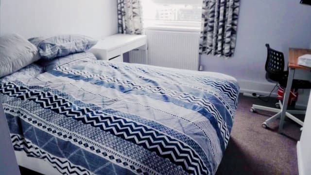 2 Bed / 1 Bath