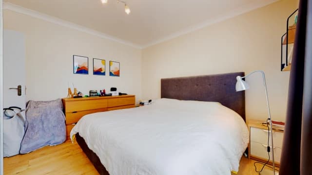 2 Bed / 1 Bath