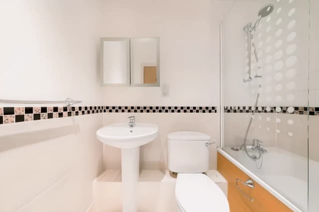 2 Bedroom 2 Bathroom