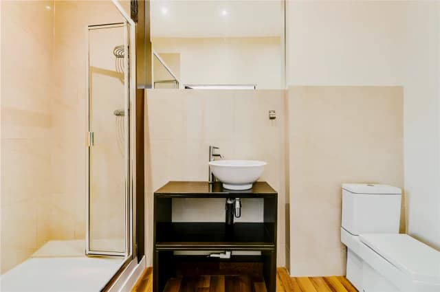 2 Bed / 2 Bath