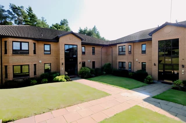 Henderland Road, G61 1JA image 3