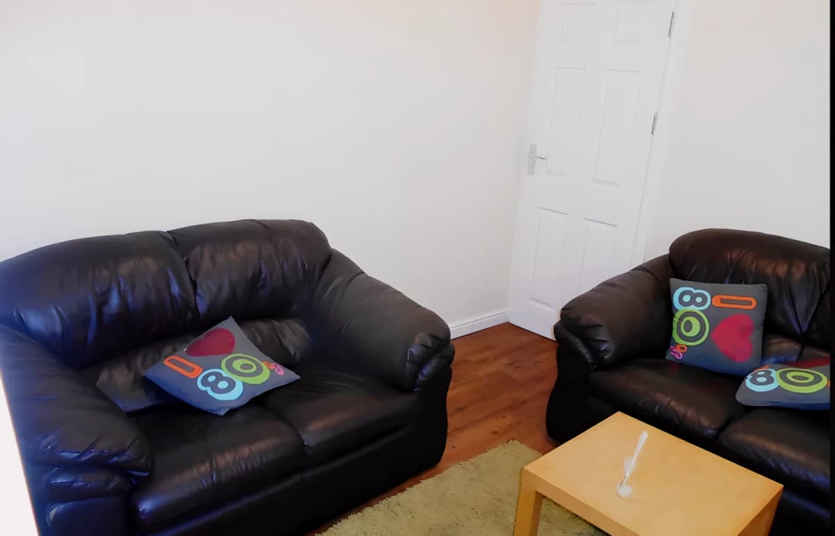 5 bedrooms