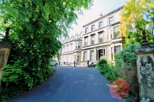 Crown Terrace, G12 9ES image 3