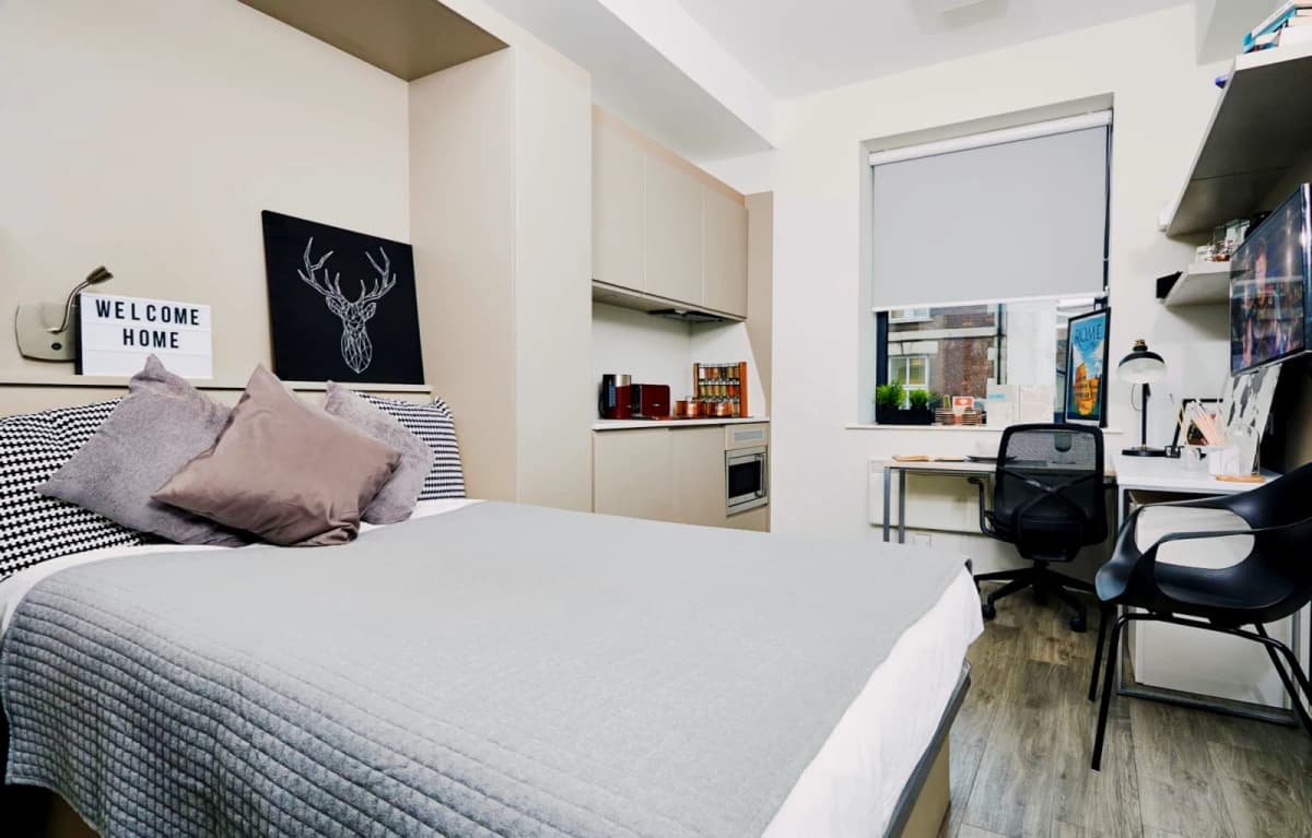 1 Bedroom, 1 Bathroom