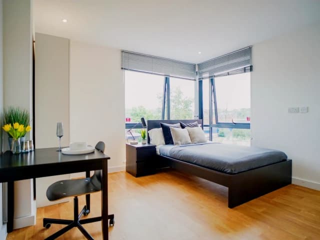 residence near 70, Furnace Hill image