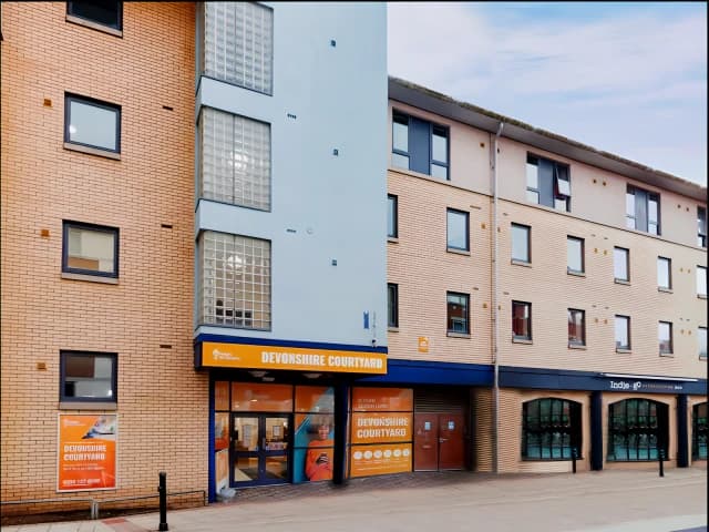 Devonshire Courtyard