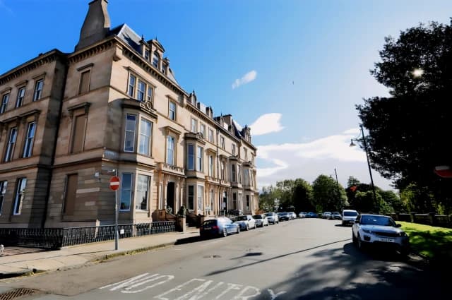 Park Terrace, G3 6BY image 2