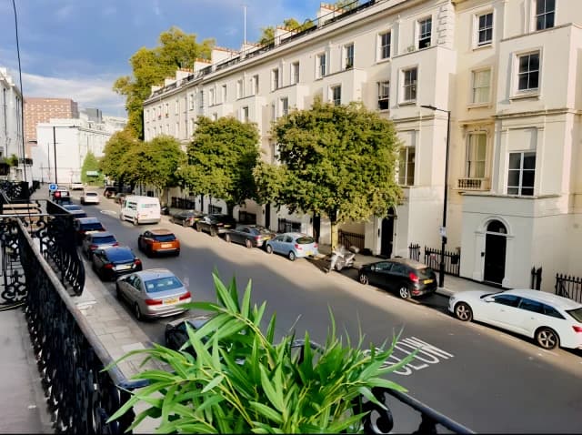 Gloucester Terrace image 2