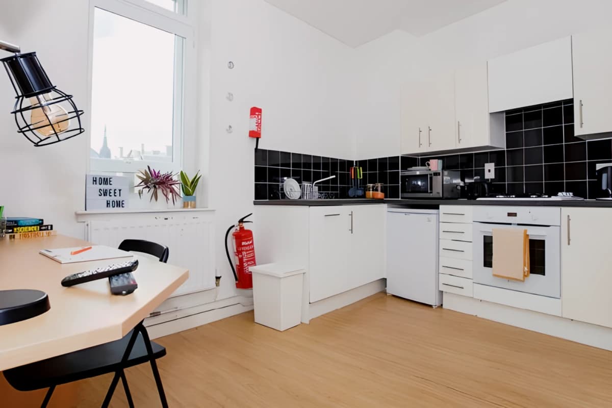 5 Bed Classic En-suite