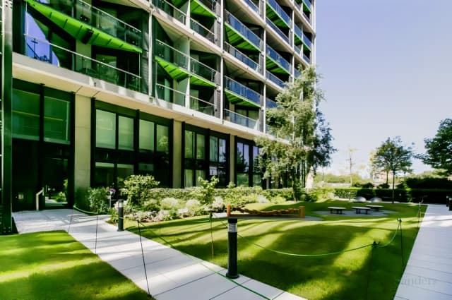 Outdoor Features