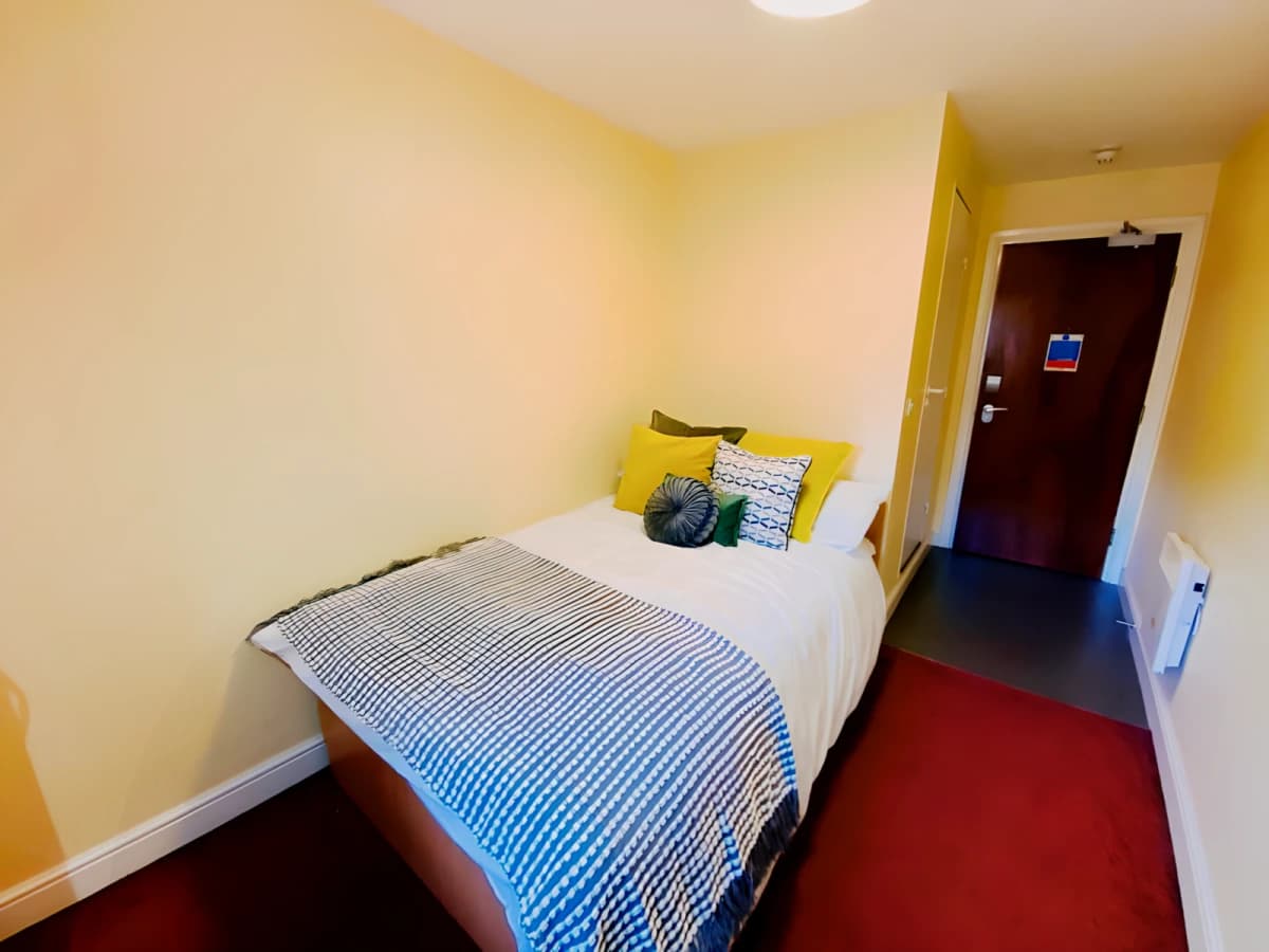 Longside House image