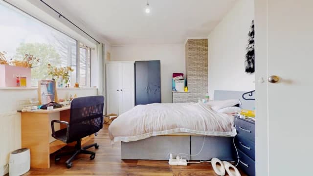 2 Bed / 1 Bath