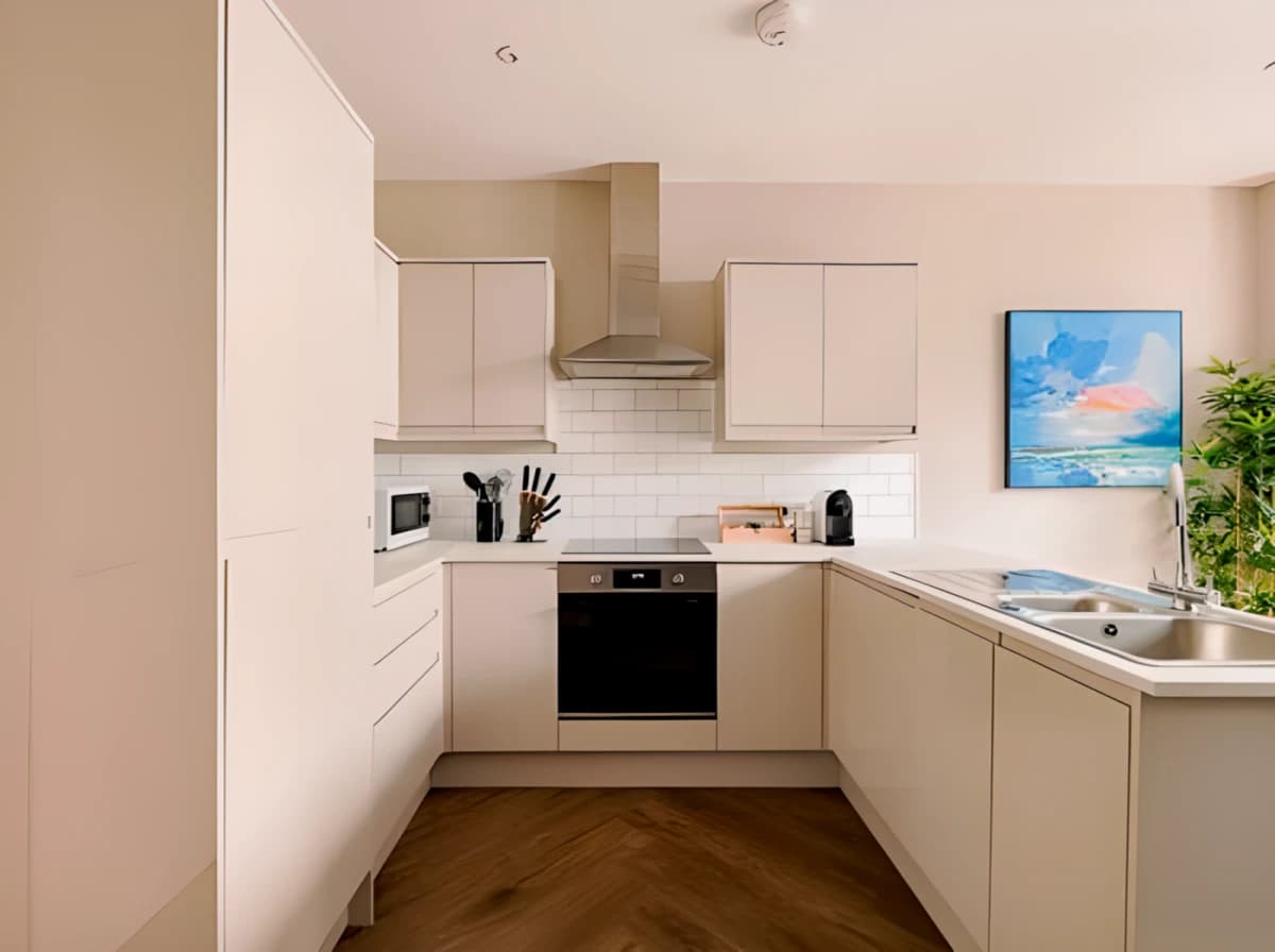One Bedroom Apartment - Sleeps 4