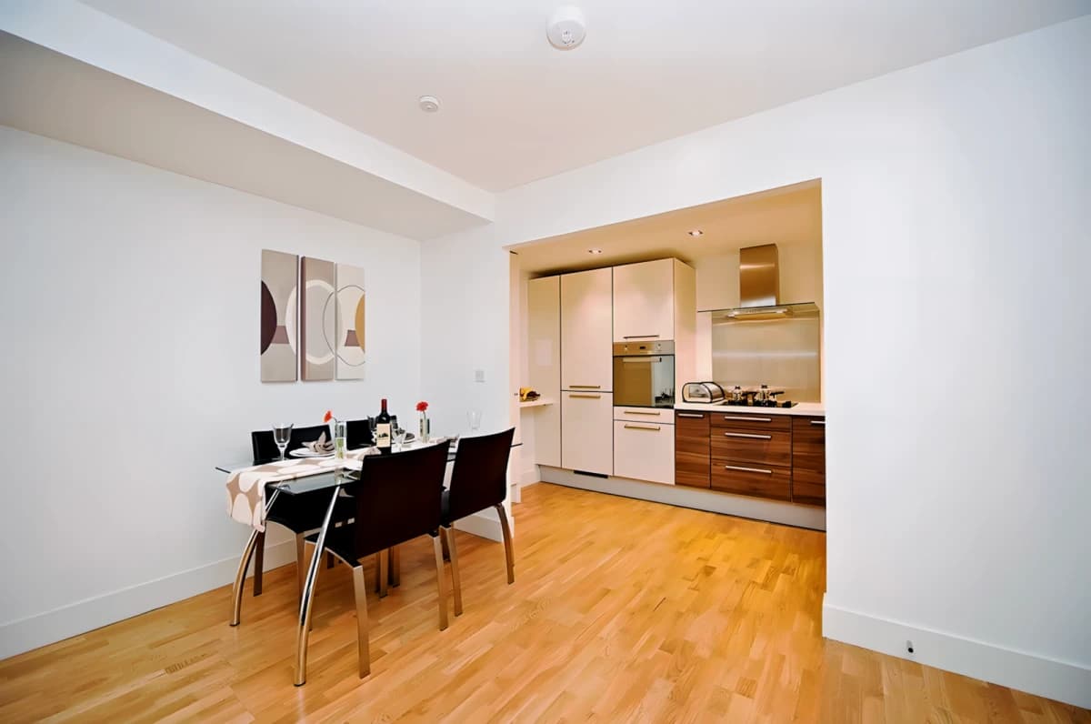 2 Bedroom