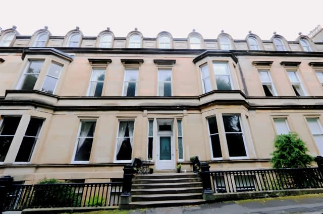 Crown Terrace, G12 9ES image 5
