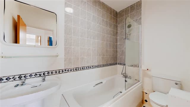 2 Bed / 2 Bath