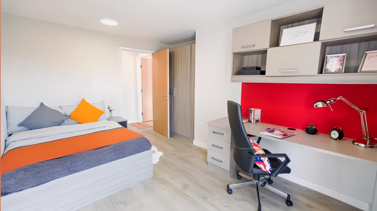 Manor Park Court image