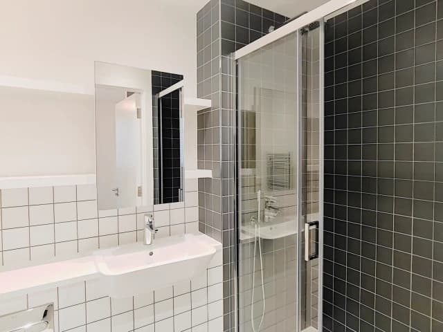 2 Bed / 2 Bath