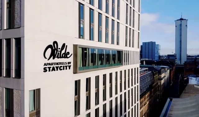Manchester Wilde St. Peters Square image 3