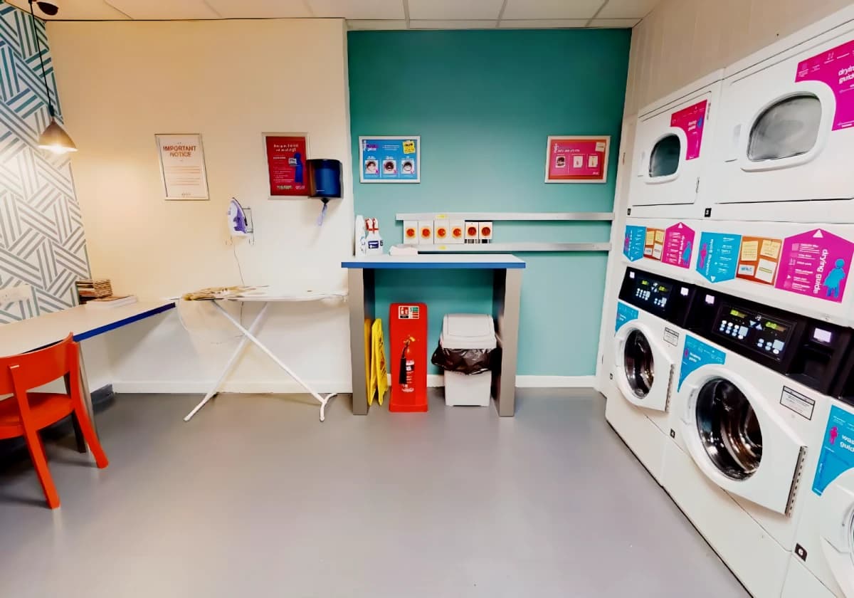 iQ Grove image