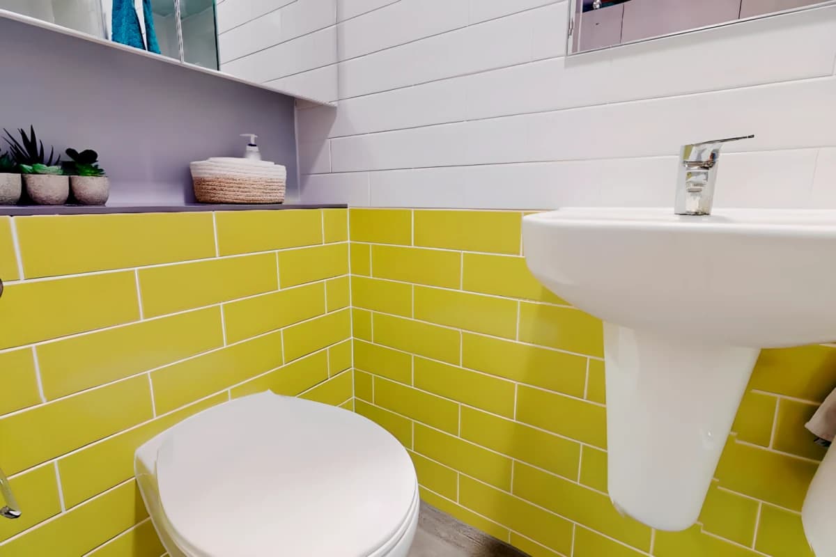 Gob IQ Aldgate Residence image 3