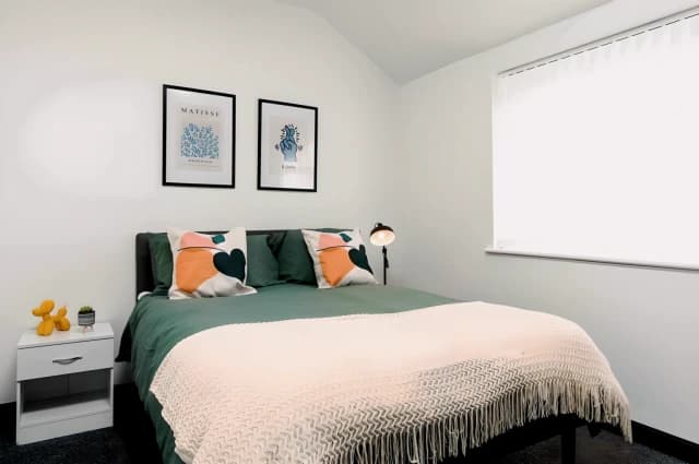 Non En-suite Room 1