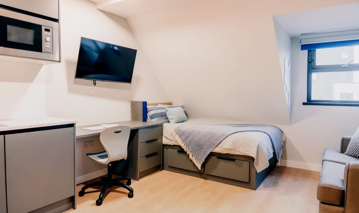 Boutique Student Living - Exeter image
