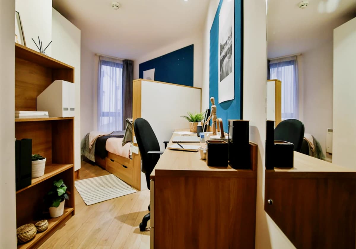 iQ Abacus House image