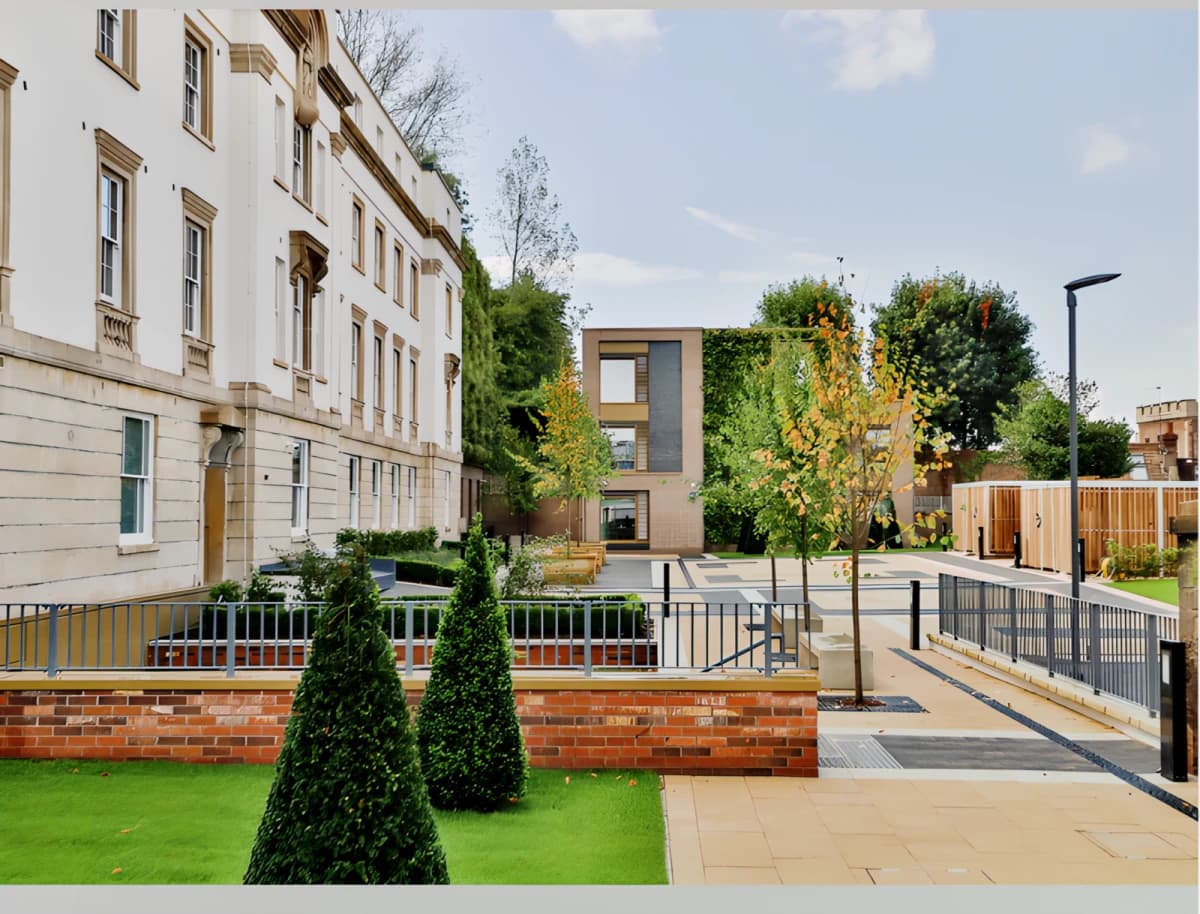 Outdoor Features