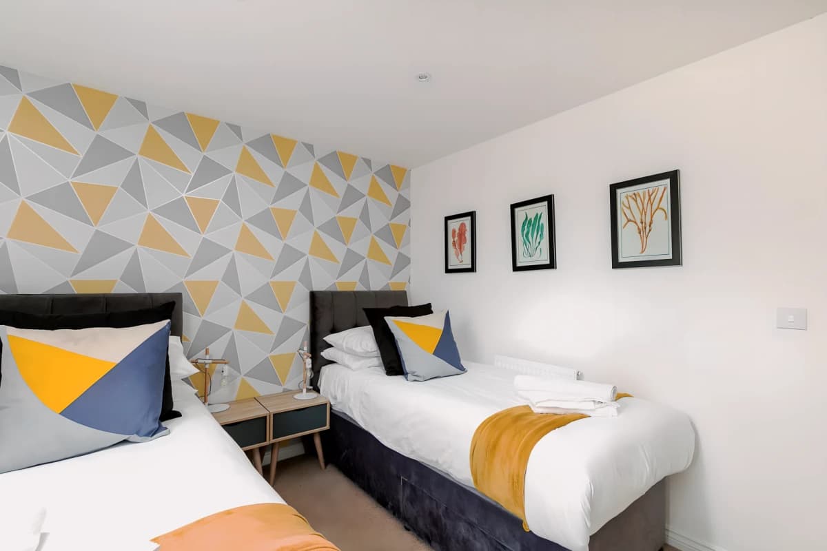 2 Bed 2 Bath