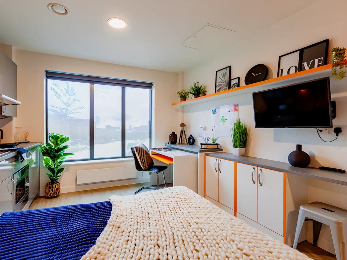 Hannah Court image